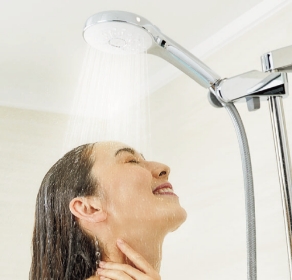 毎日のシャワーが楽しくなる、3種類の吐水モード